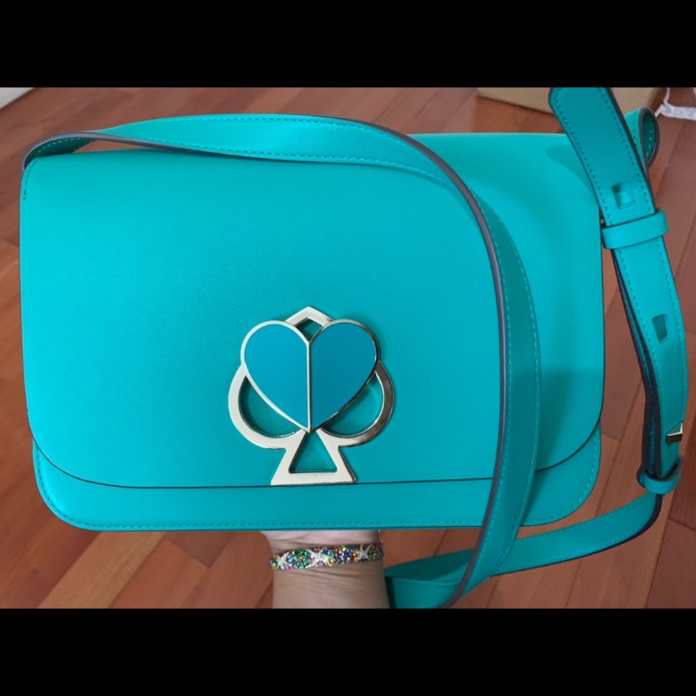 Kate Spade Nicola twistlock. Color = Fiji green